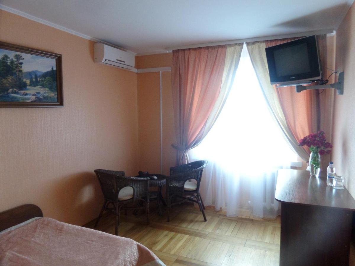 Hotel Tourist روفنو المظهر الخارجي الصورة