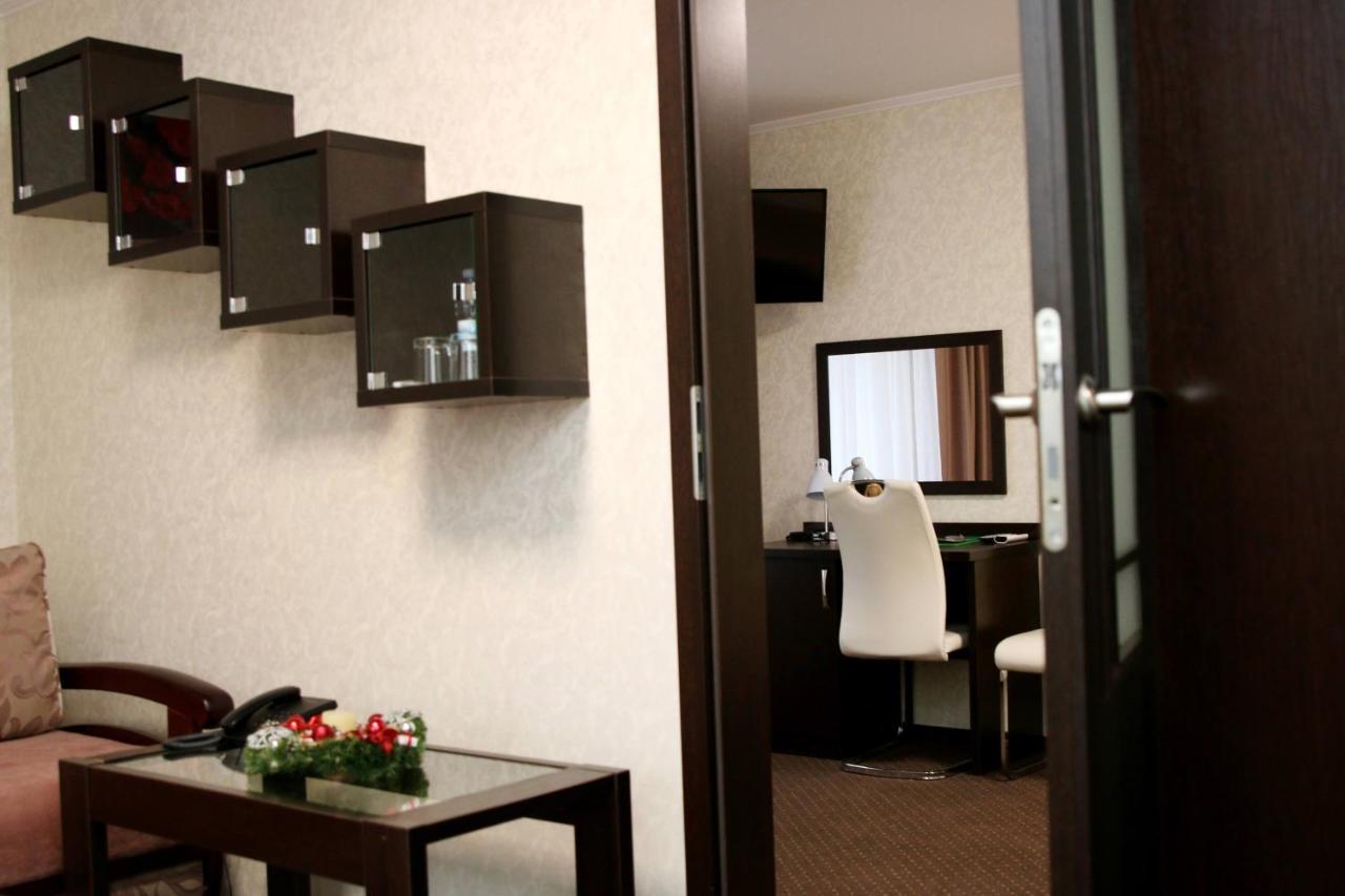 Hotel Tourist روفنو المظهر الخارجي الصورة