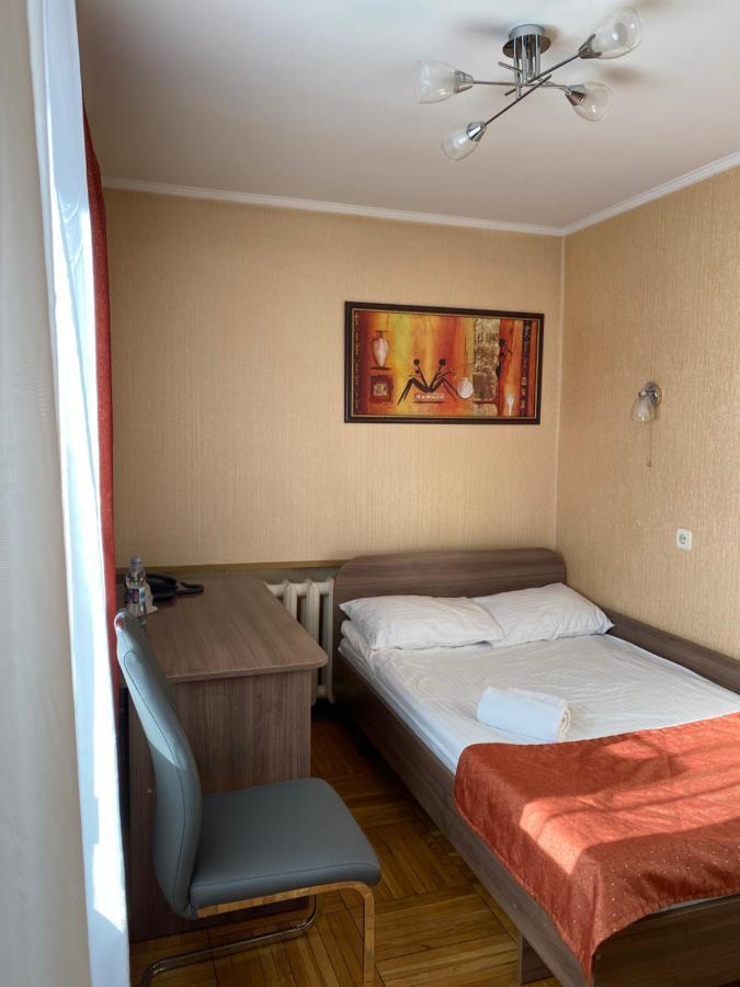 Hotel Tourist روفنو المظهر الخارجي الصورة