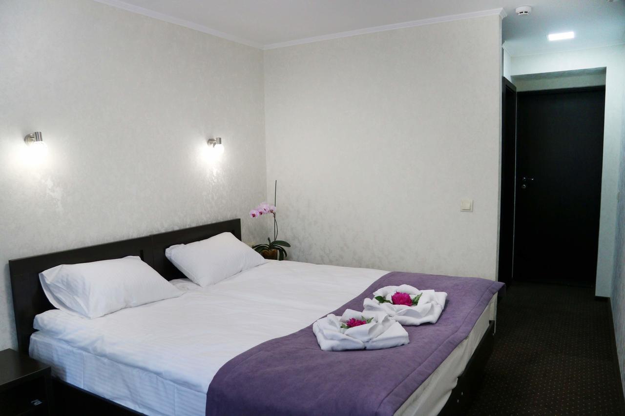 Hotel Tourist روفنو المظهر الخارجي الصورة