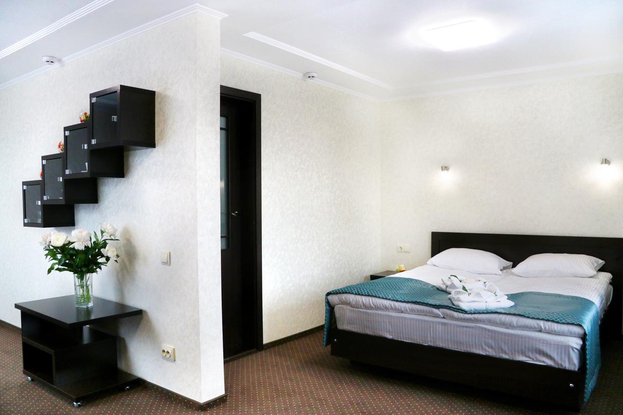 Hotel Tourist روفنو المظهر الخارجي الصورة