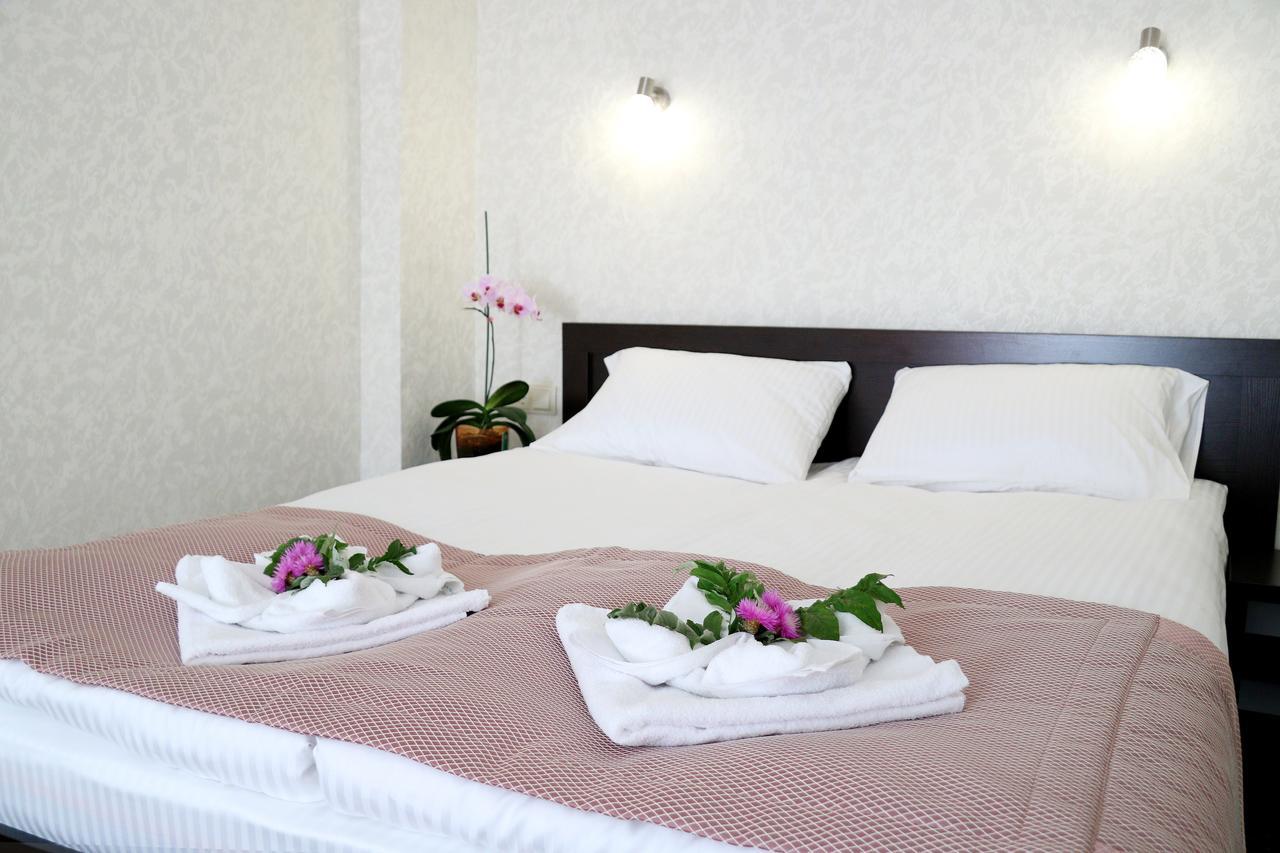 Hotel Tourist روفنو المظهر الخارجي الصورة
